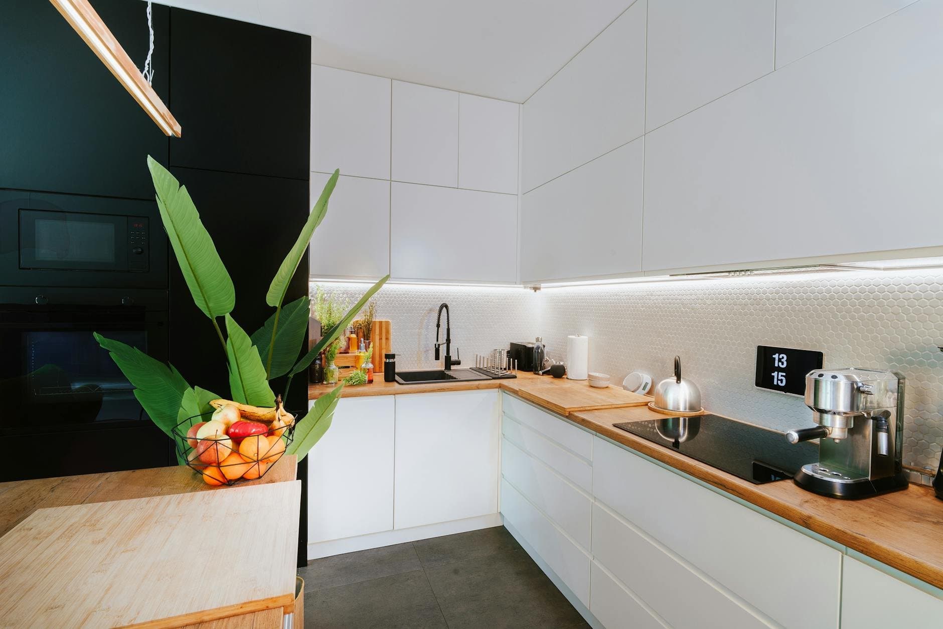 The Power of a Professional Move-Out Clean for Landlords and Sellers